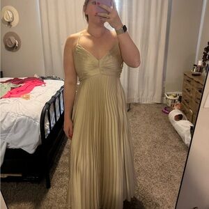 Elegant Gold Pleated Dress